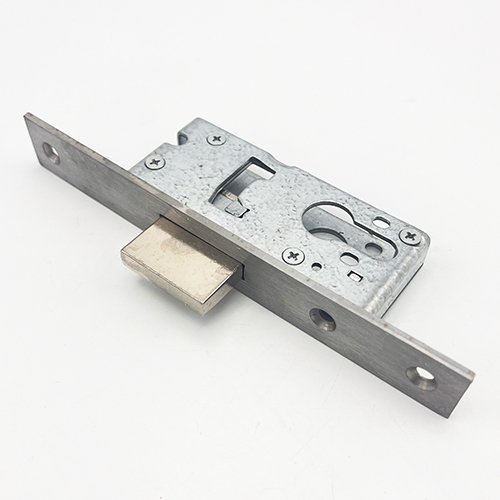 143930_3_3 143930_3_3