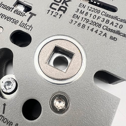 ETDINEMSLF24SS_23_1 ETDINEMSLF24SS_23_1