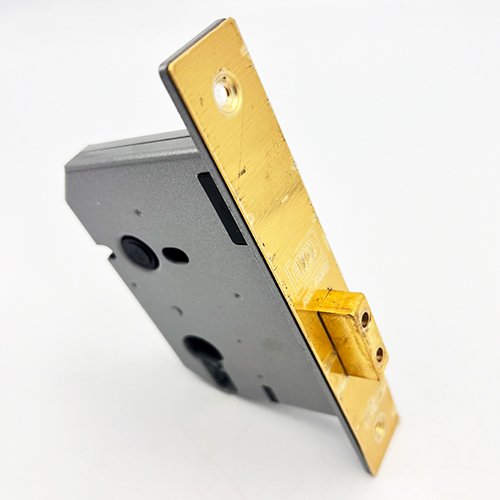 L21493B_3_3 L21493B_3_3